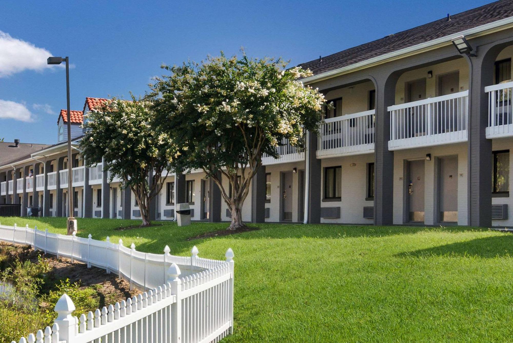 Rodeway Inn At Fort Lee Hopewell Exterior foto